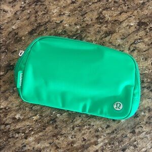Lululemon Everywhere Belt Bag